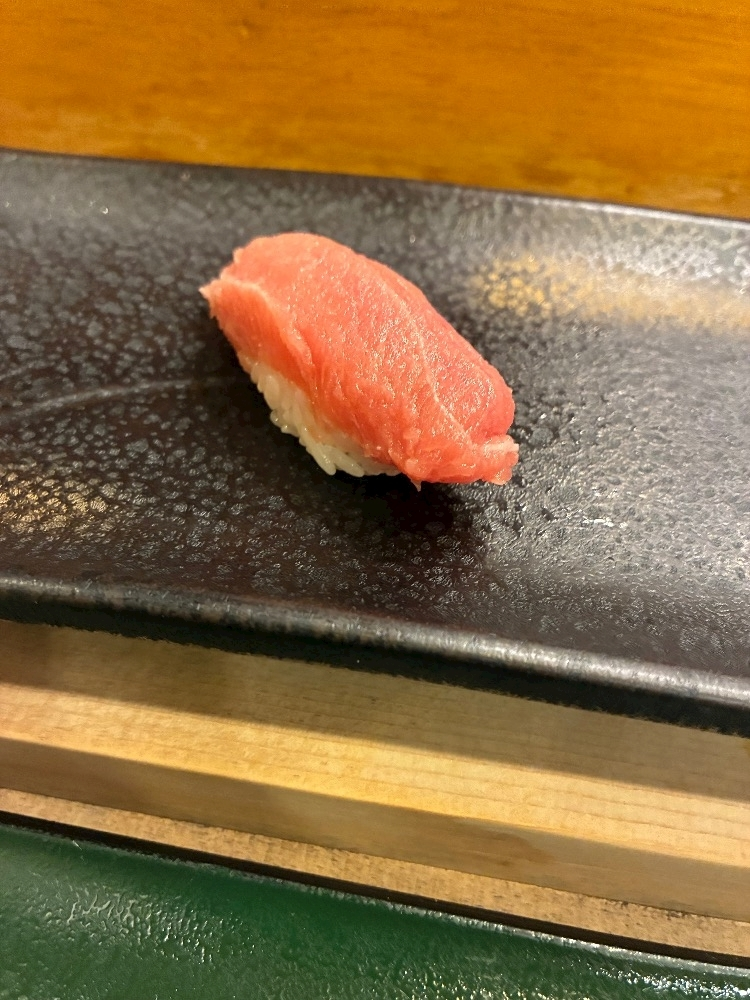 泉 りさ