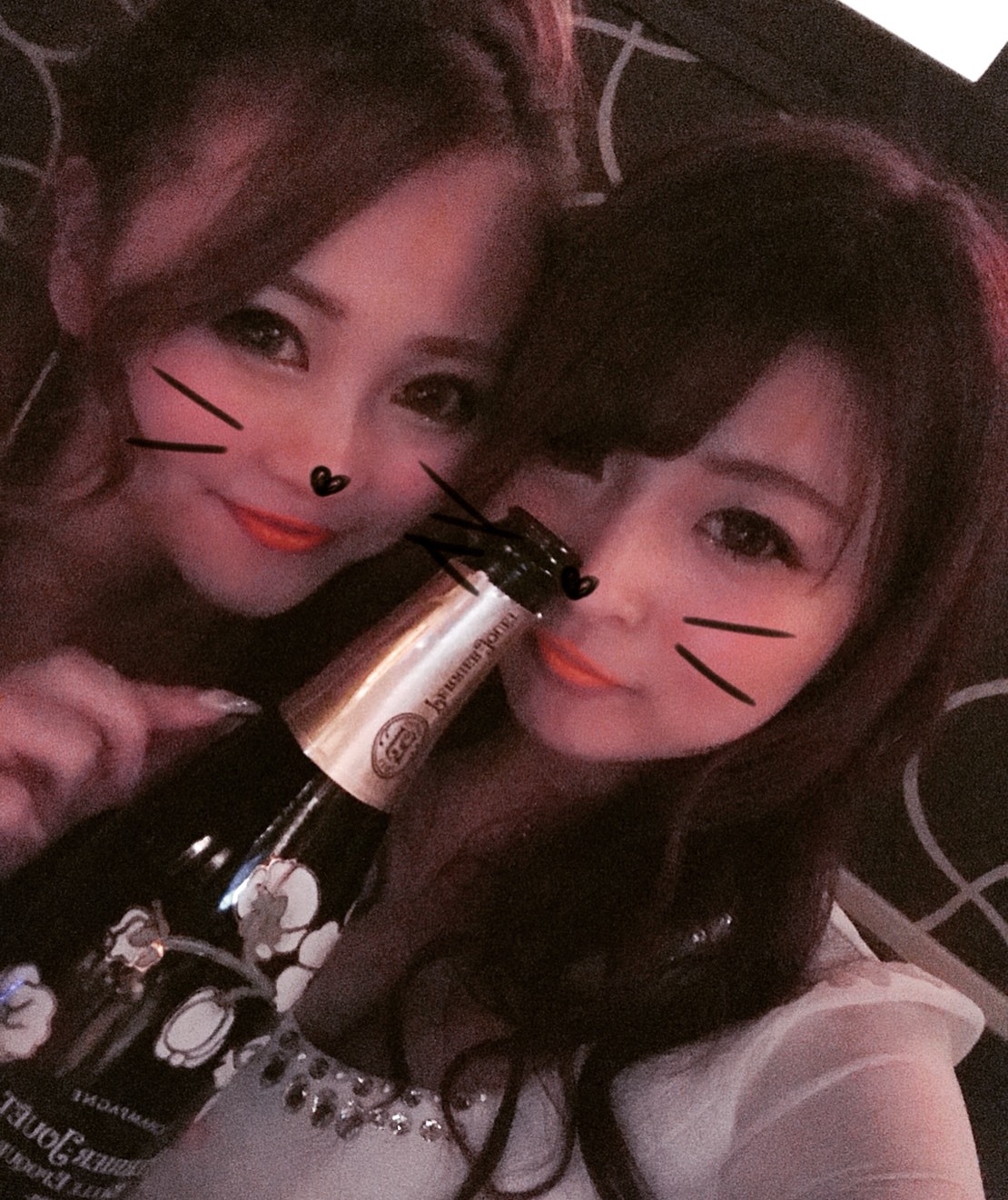 あや