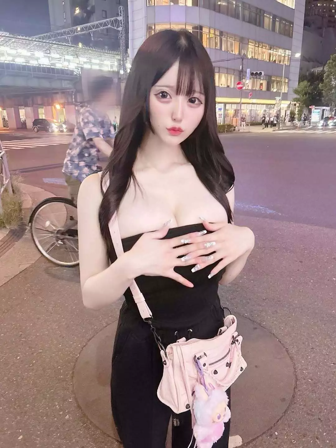 水無月 ゆゆ