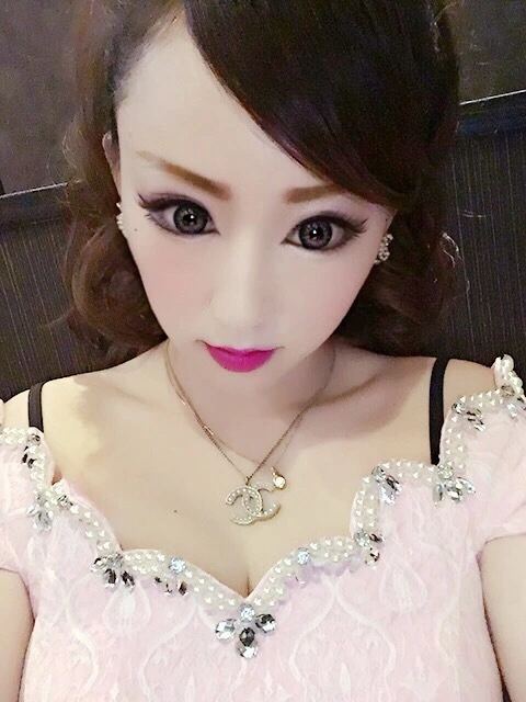 妃 えりか