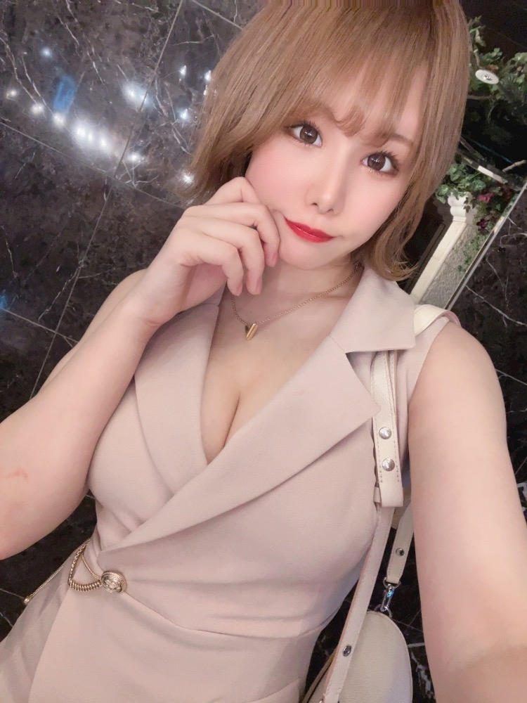 亜紗倉 しづか