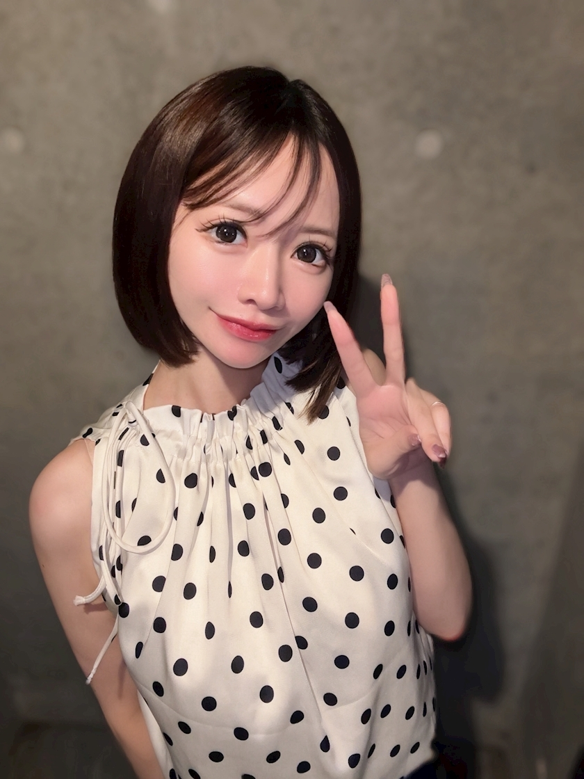 葉月 りほ