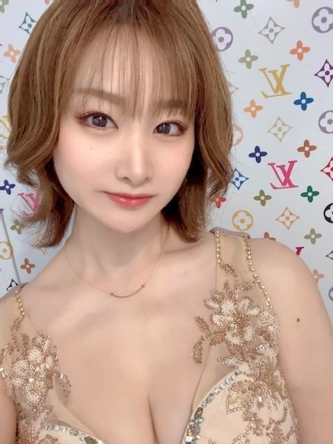妃乃 すず