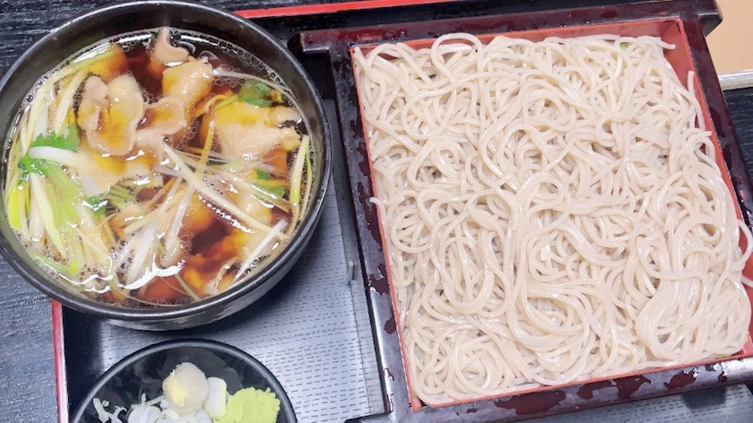 愛羽 仁美