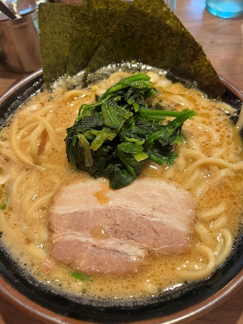 天乃 りさ