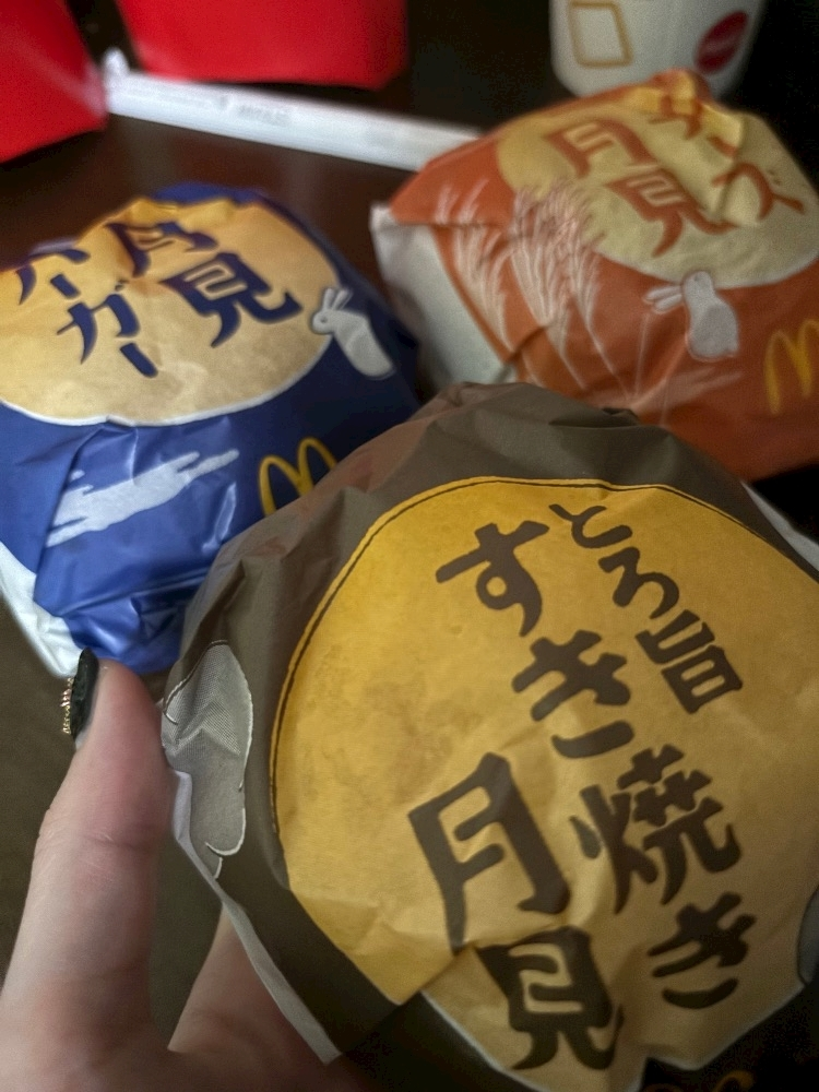 西蓮寺 ひかる