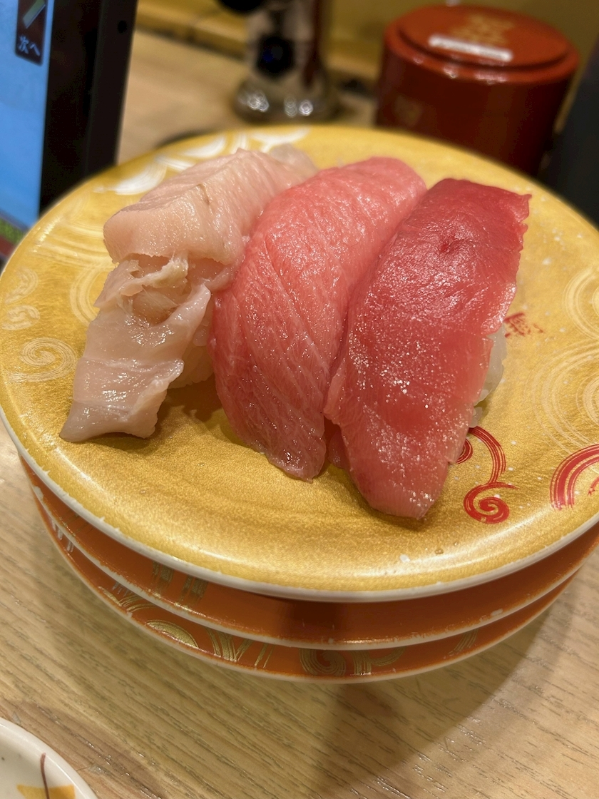泉 りさ