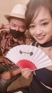 こう