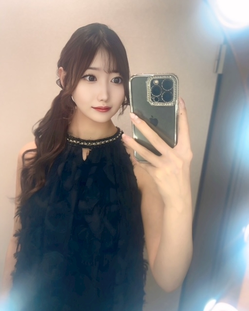 美波 ななみ