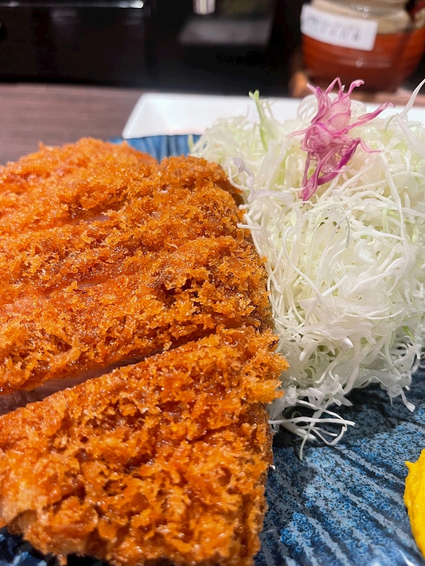 泉 りさ
