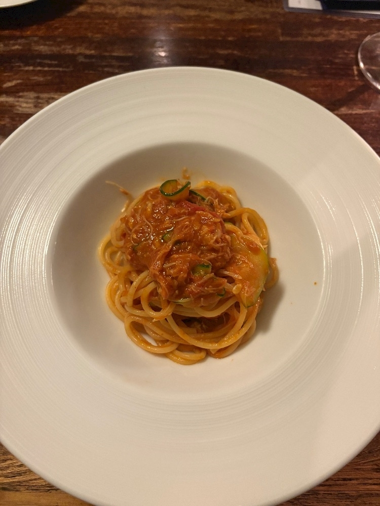 佐野 エマ