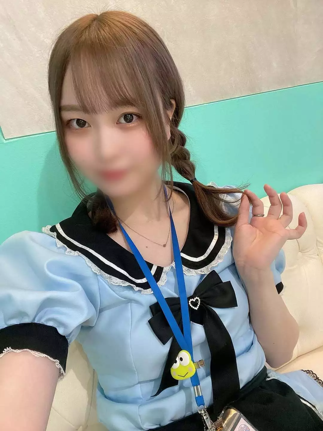 にこ
