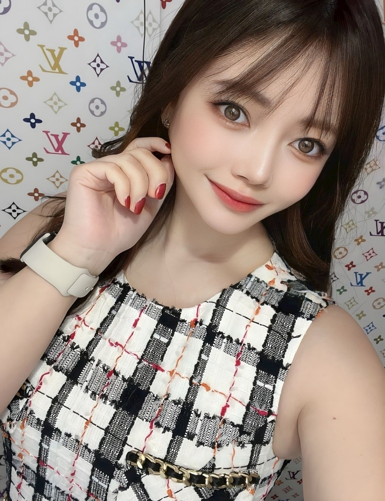 妃 えりな