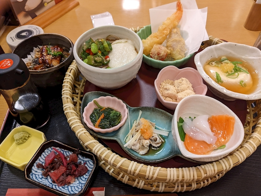 涼宮 しずか
