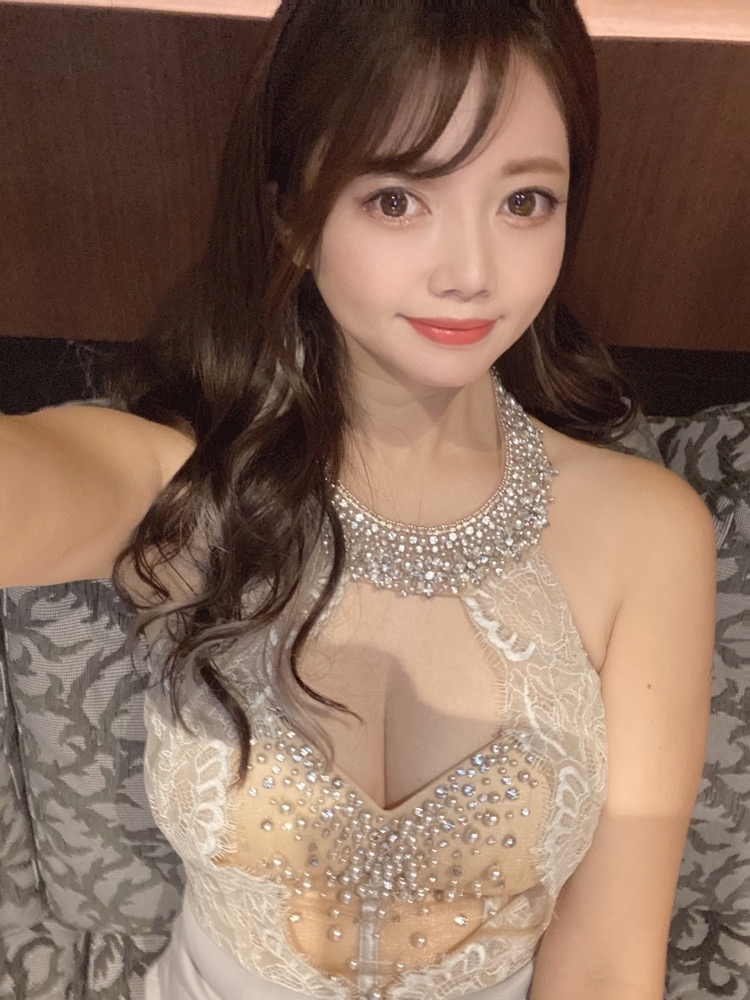 妃 えりな