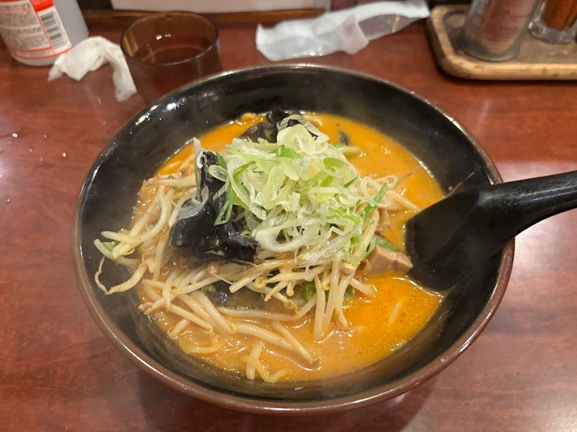 めい
