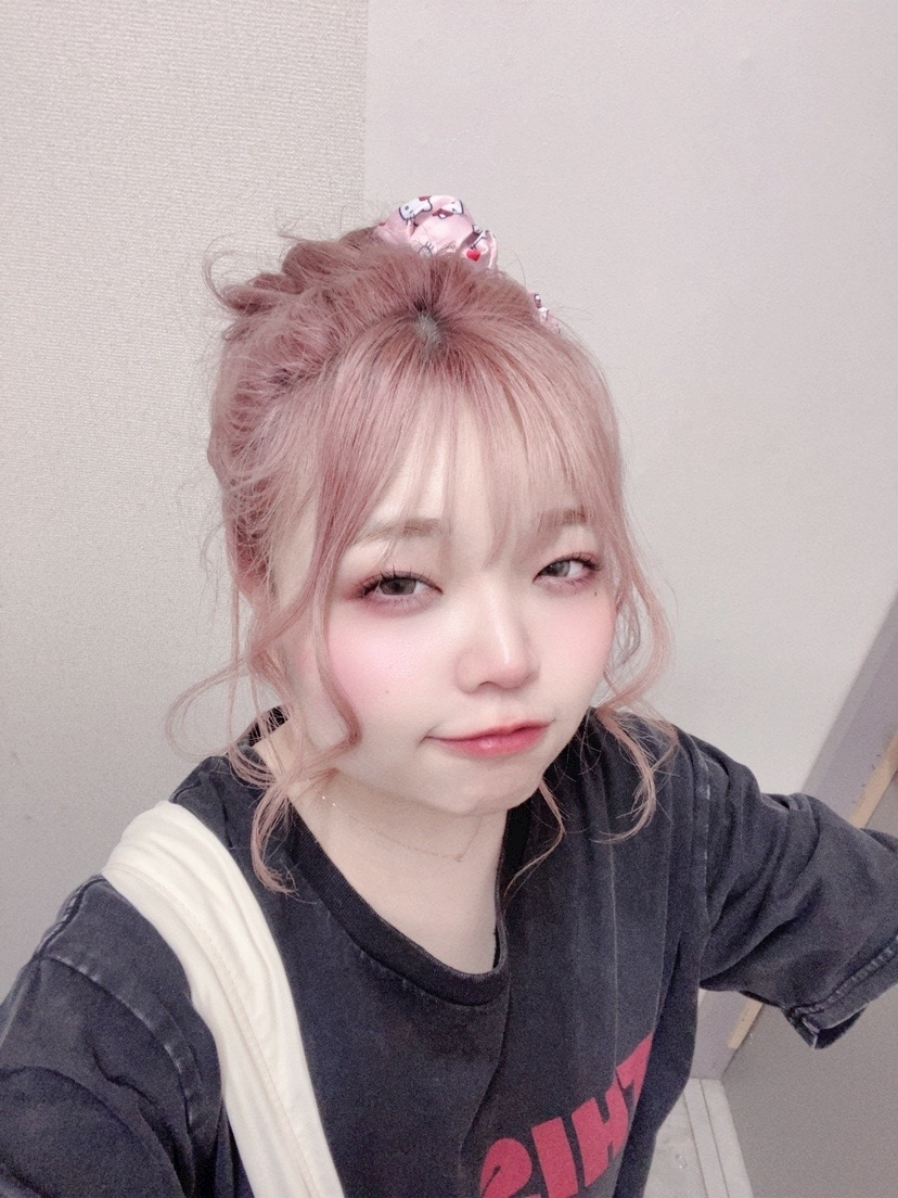 美吉 アユム