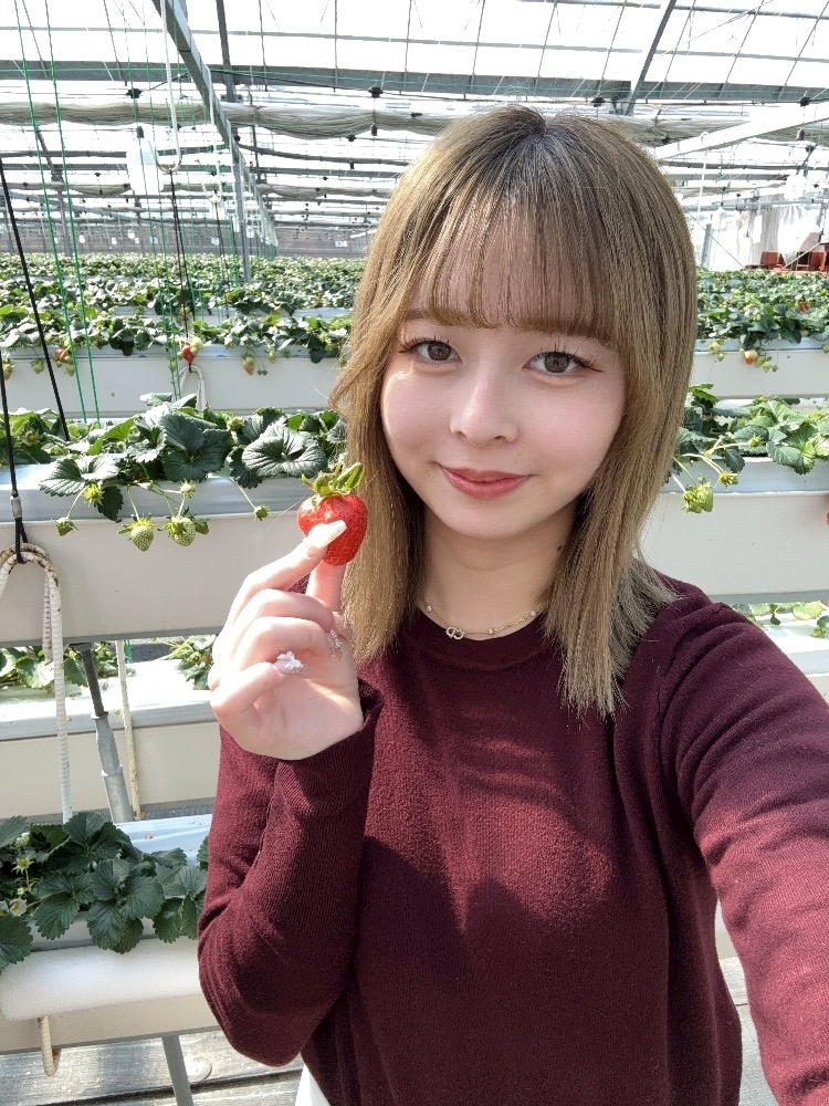 な つ