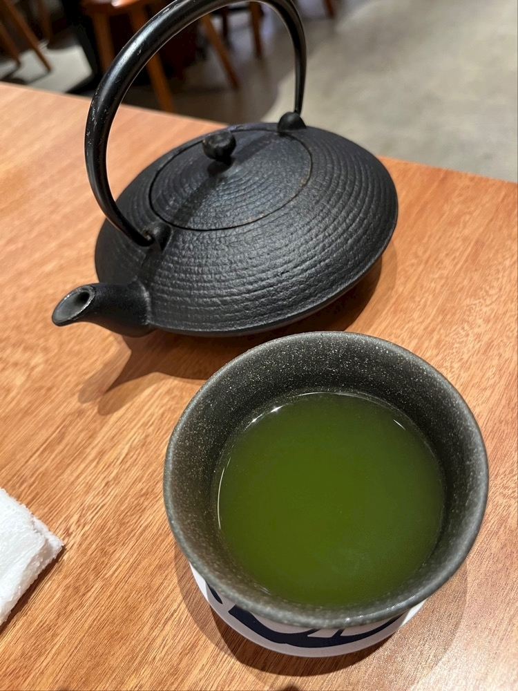 あや