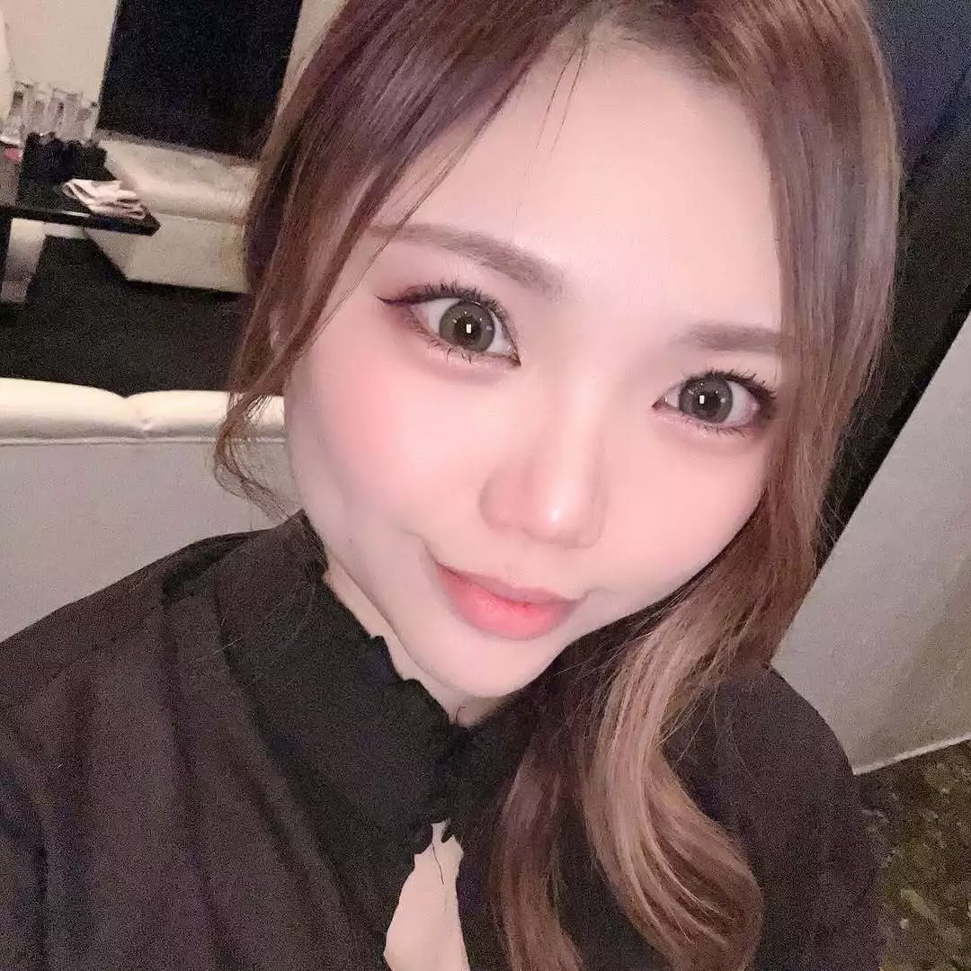 あかり（ママ）