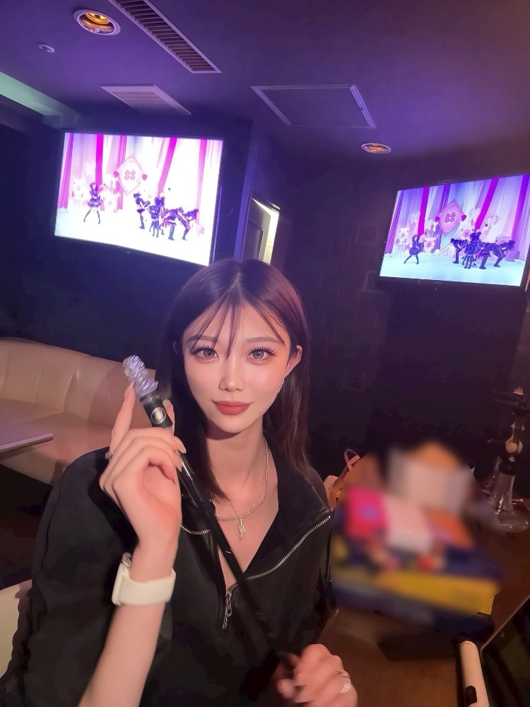三鷹 真綺