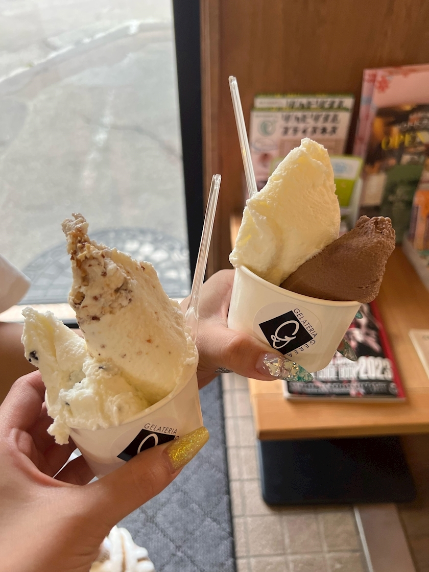 華月 まお