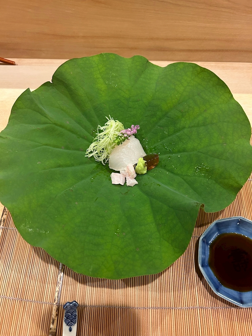 泉 りさ