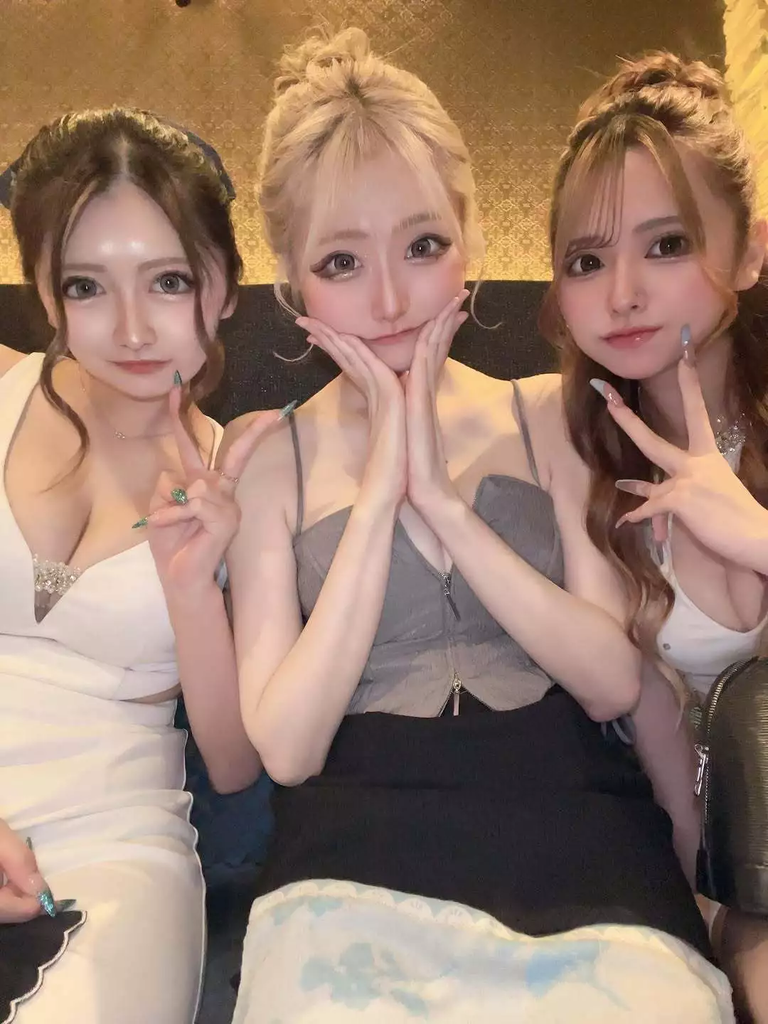 雛鶴 めい