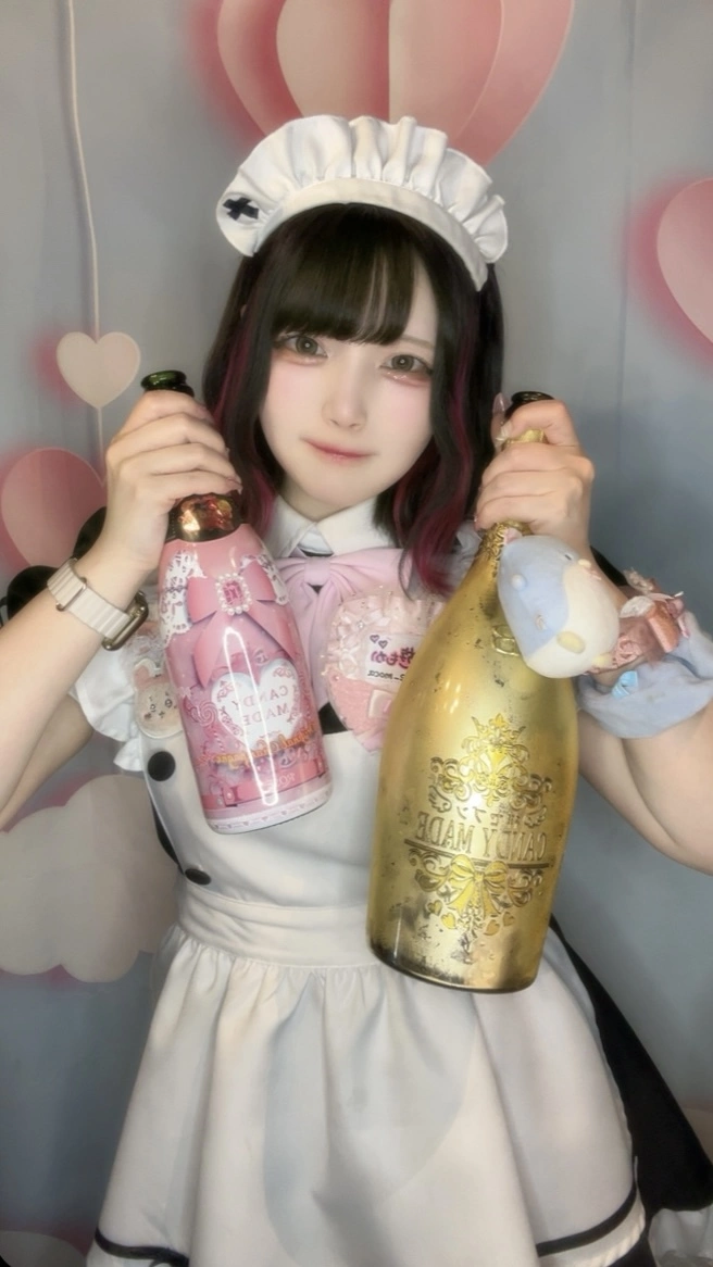 小鳥遊 もか