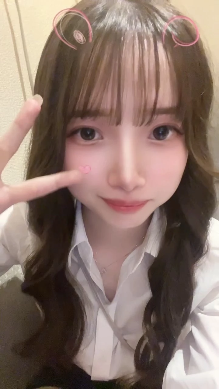 みいな