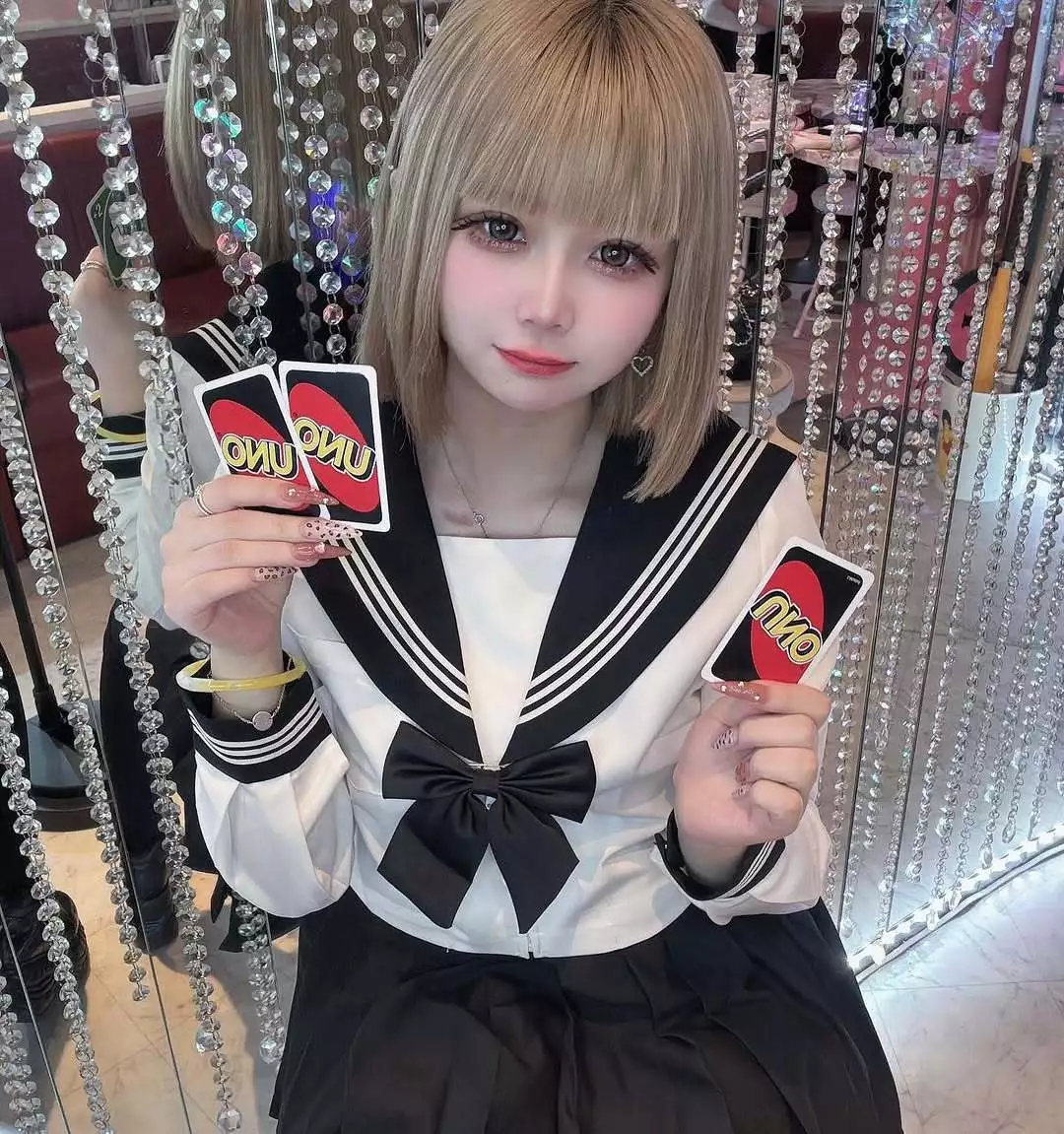 にこ