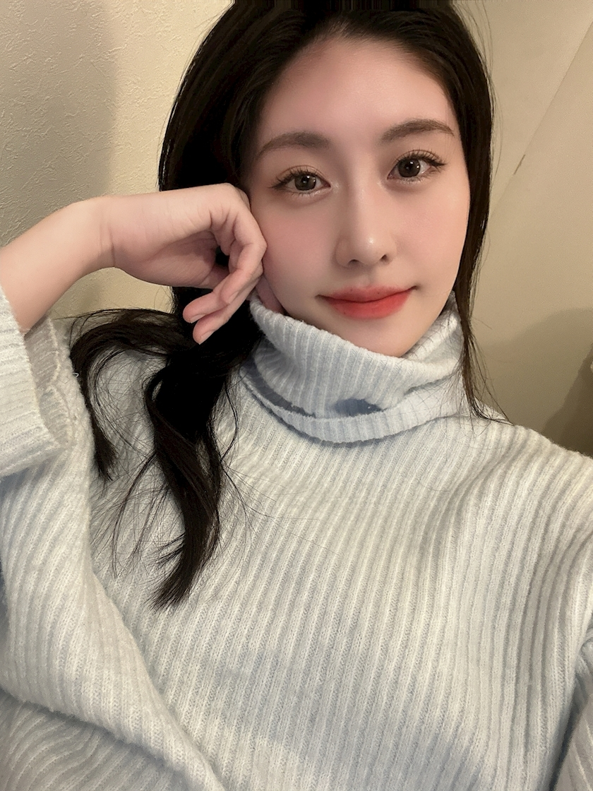 泉 りさ