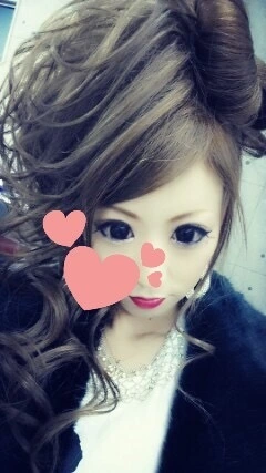 妃 えりか