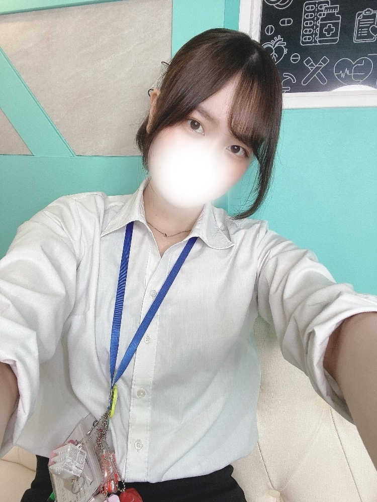 にこ