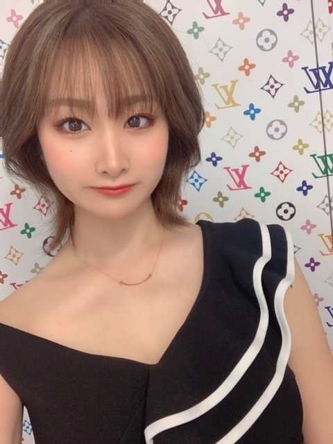 妃乃 すず
