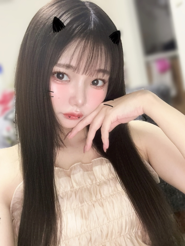 あみな