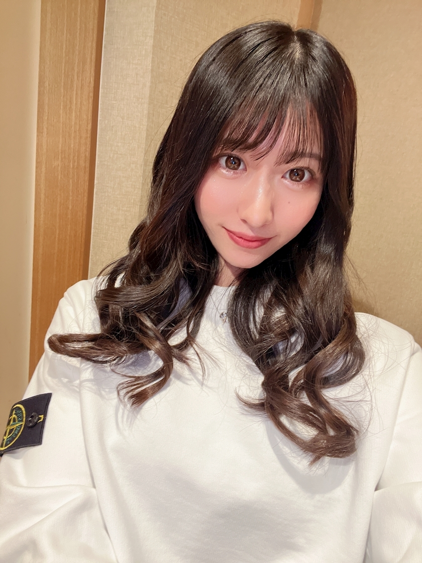 天乃 りさ