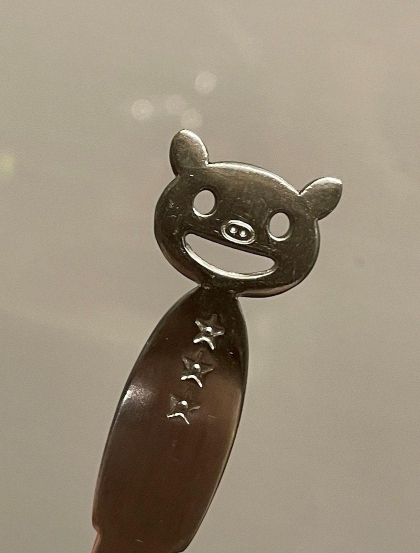 泉 りさ