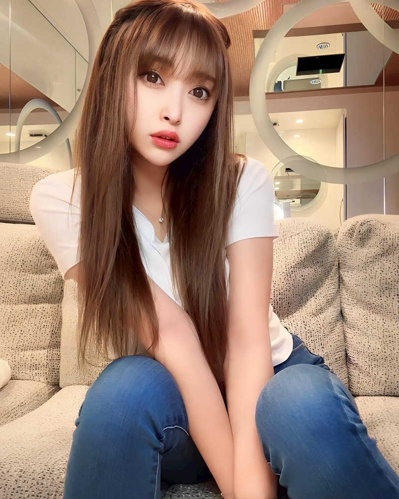 叶 芽依