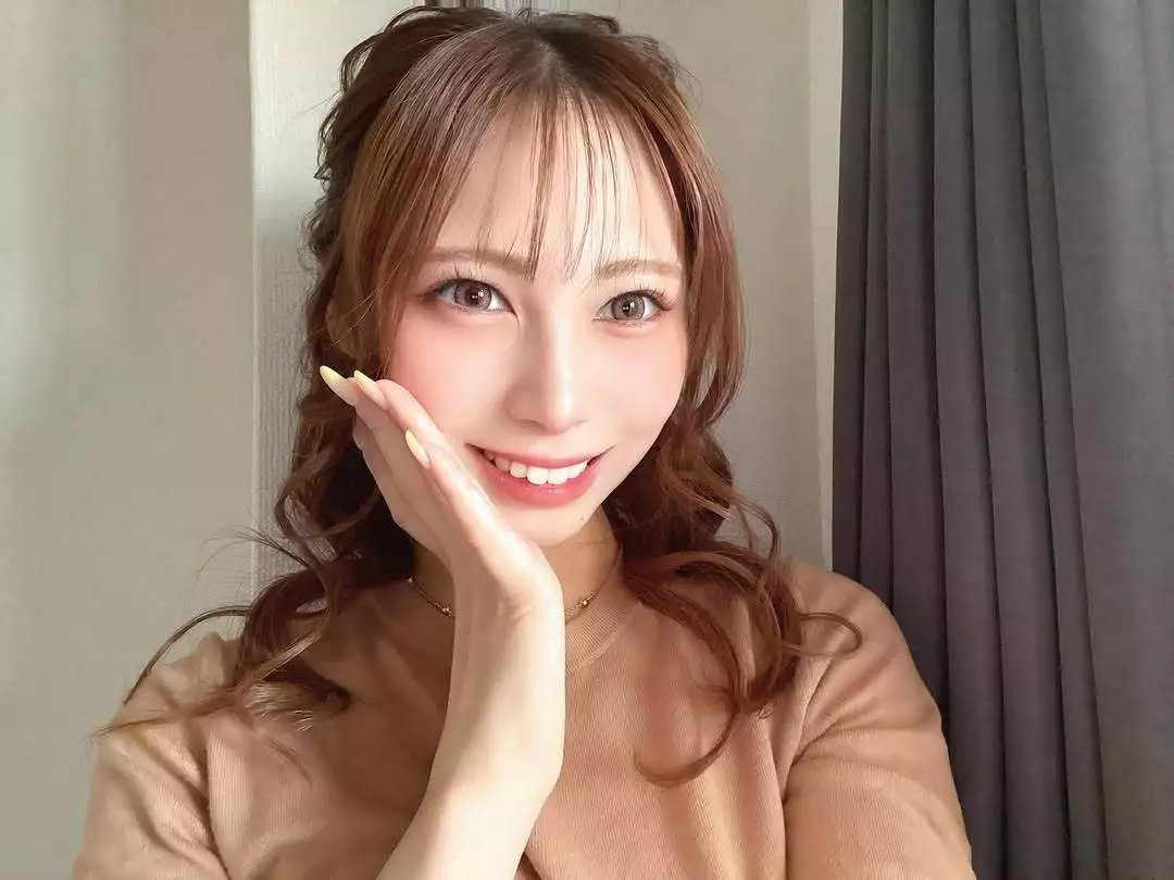 あや