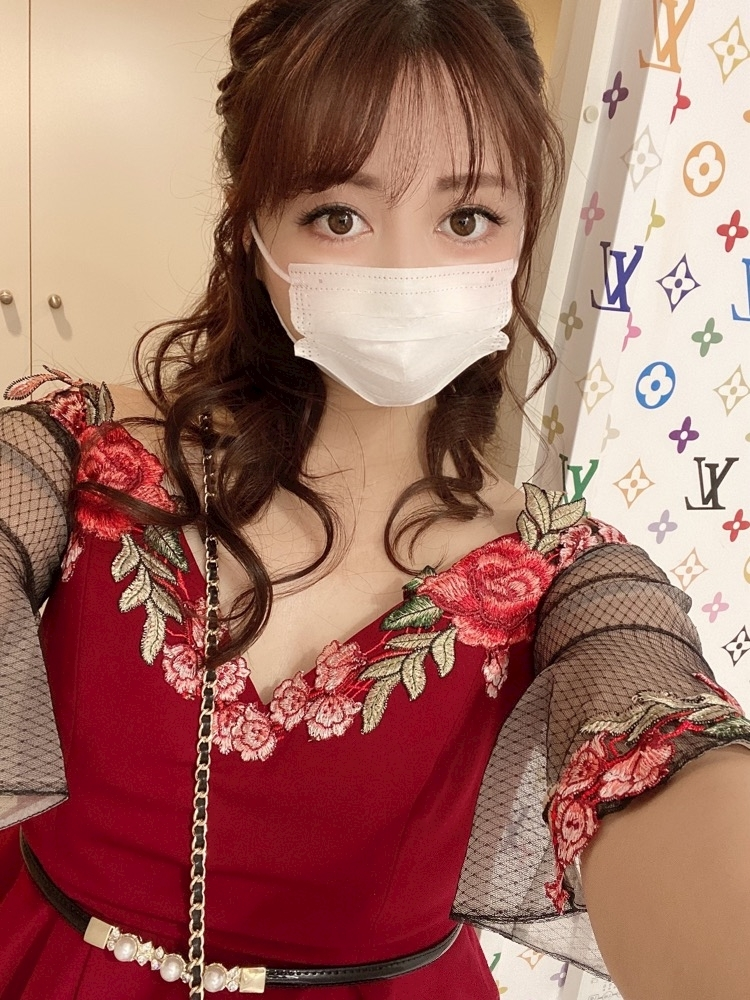妃 えりな
