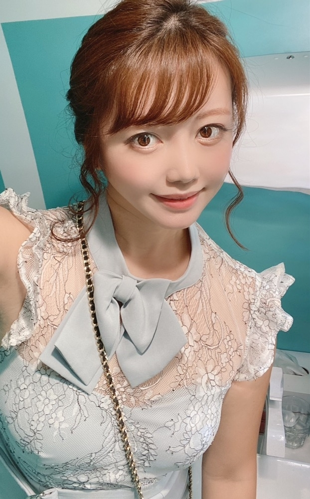 妃 えりな