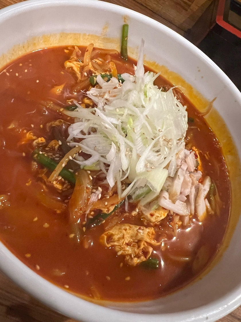 華月 まお