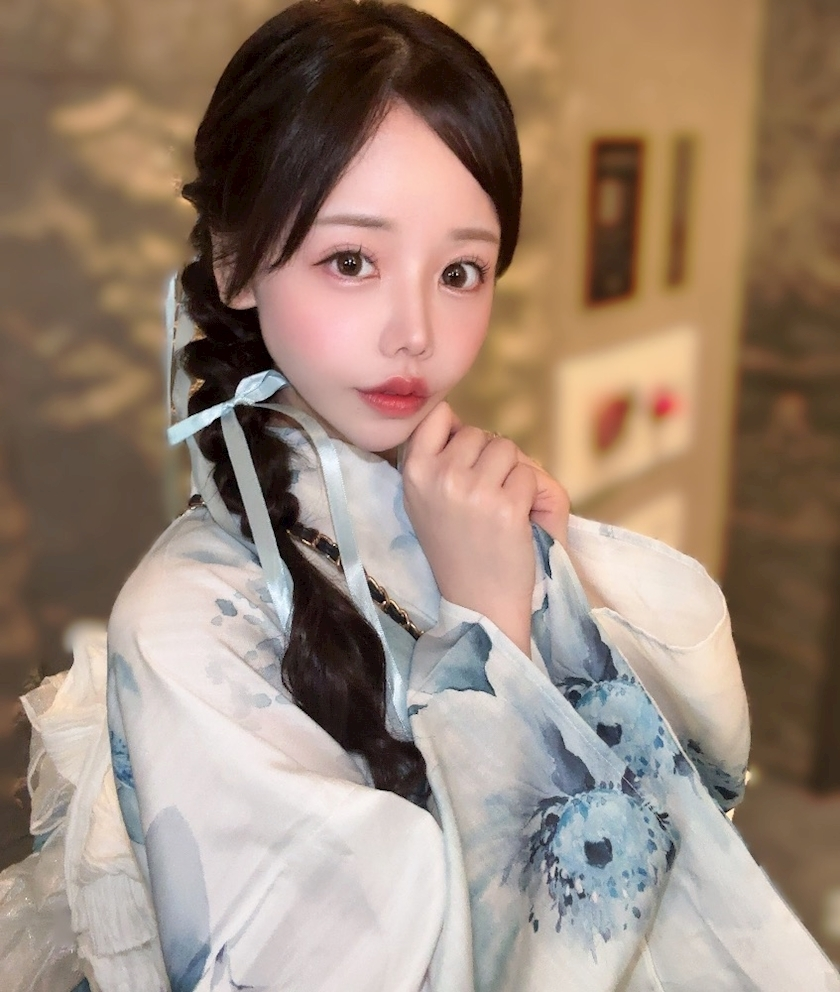 大園 桃子