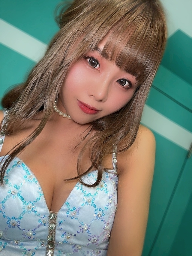 一条 彩由