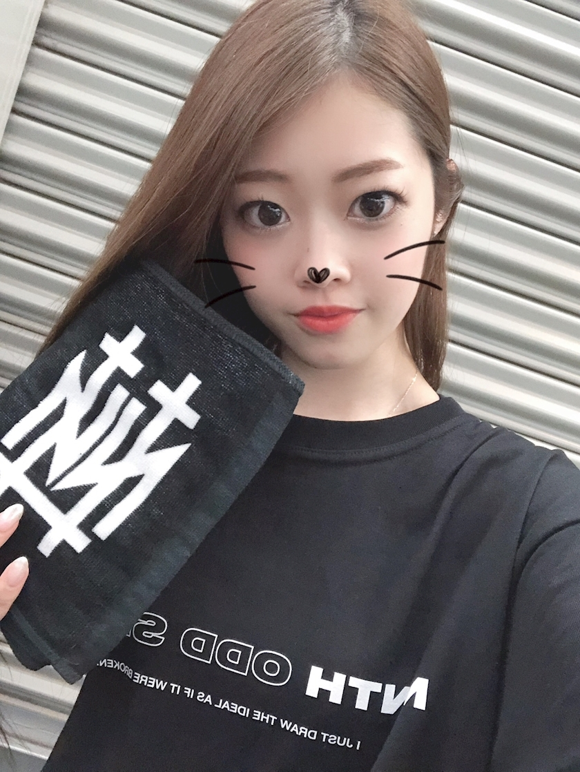みな