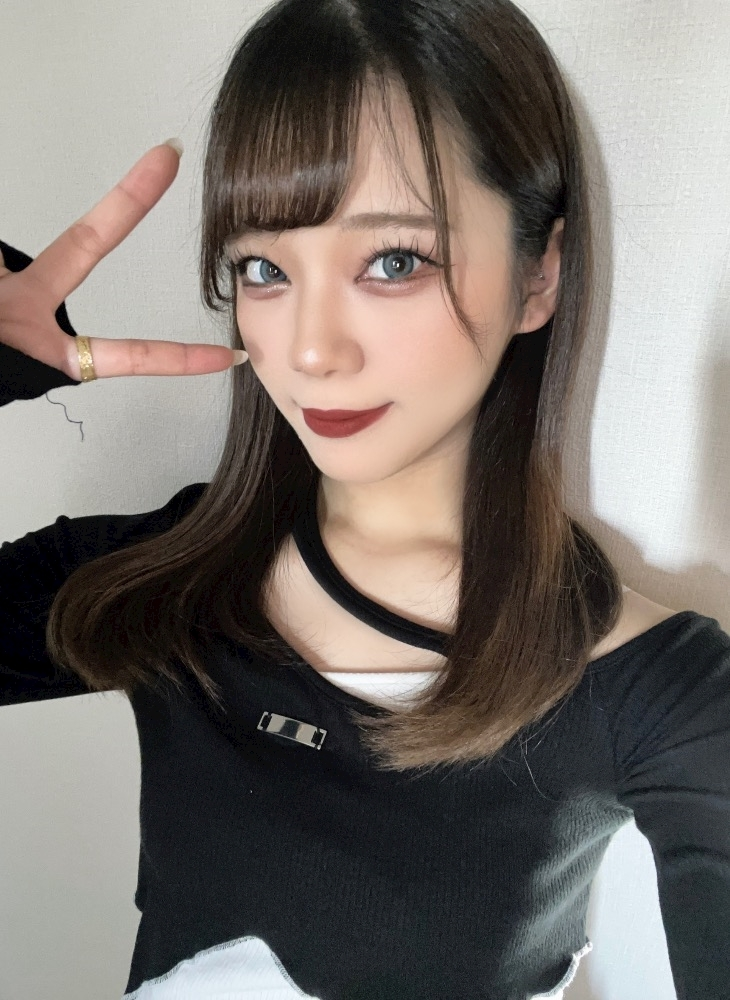にこ