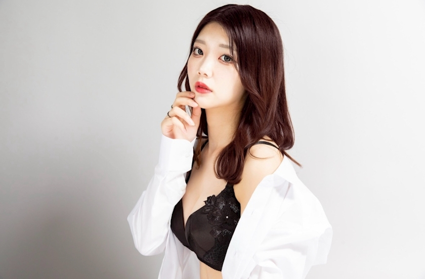 三鷹 真綺