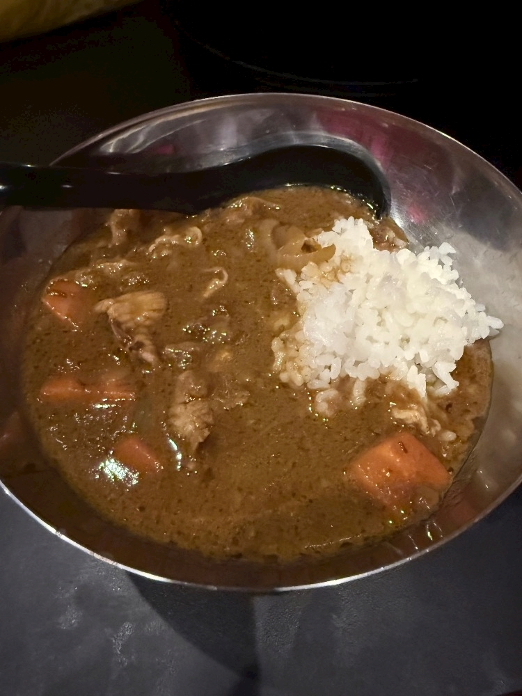 シイナ