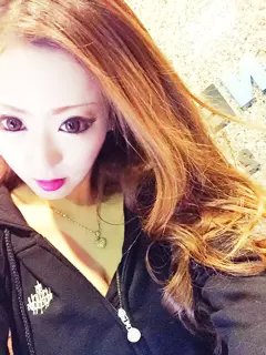 妃 えりか